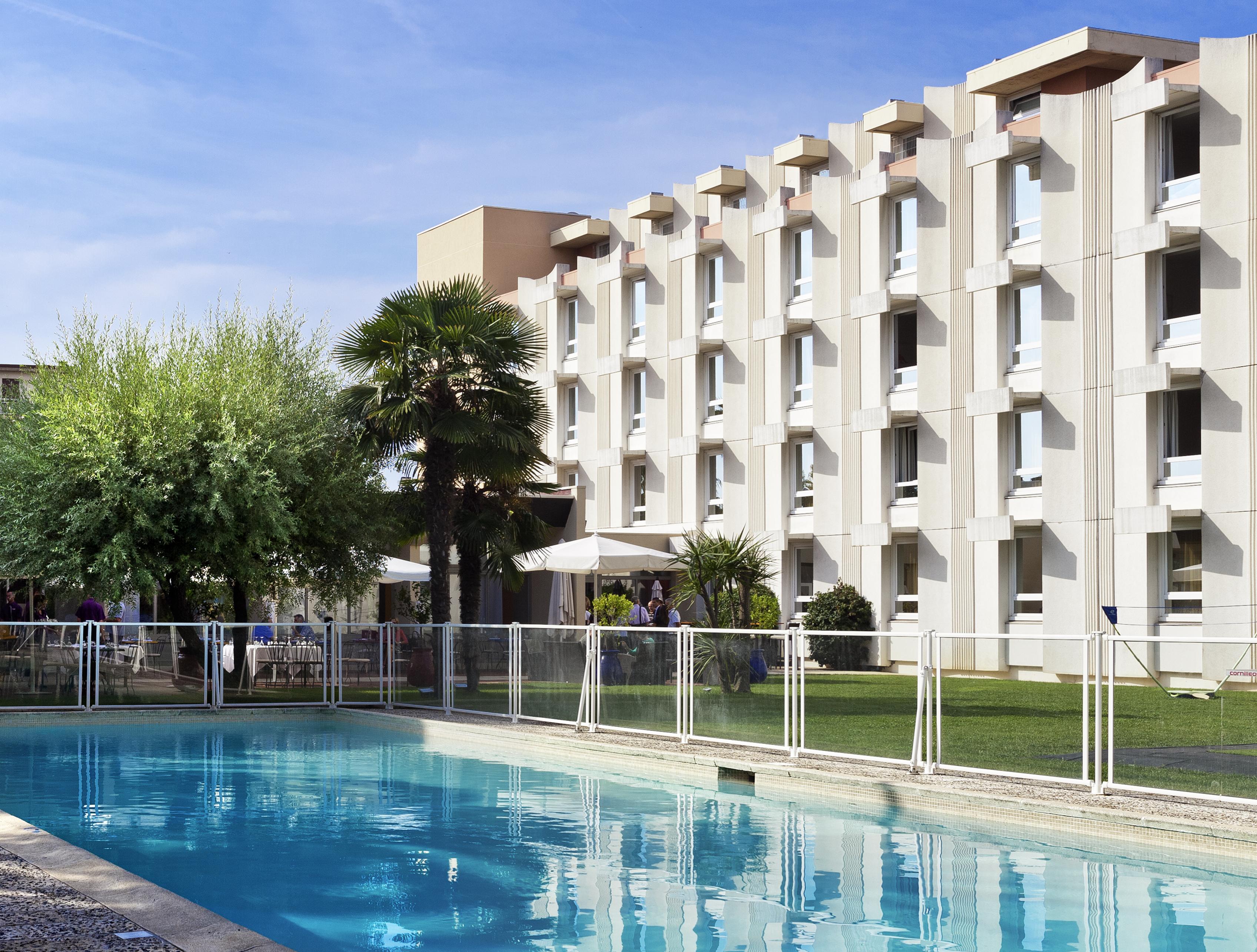 Novotel Nice Aeroport Cap 3000 Сен-Лоран-дю-Вар Экстерьер фото