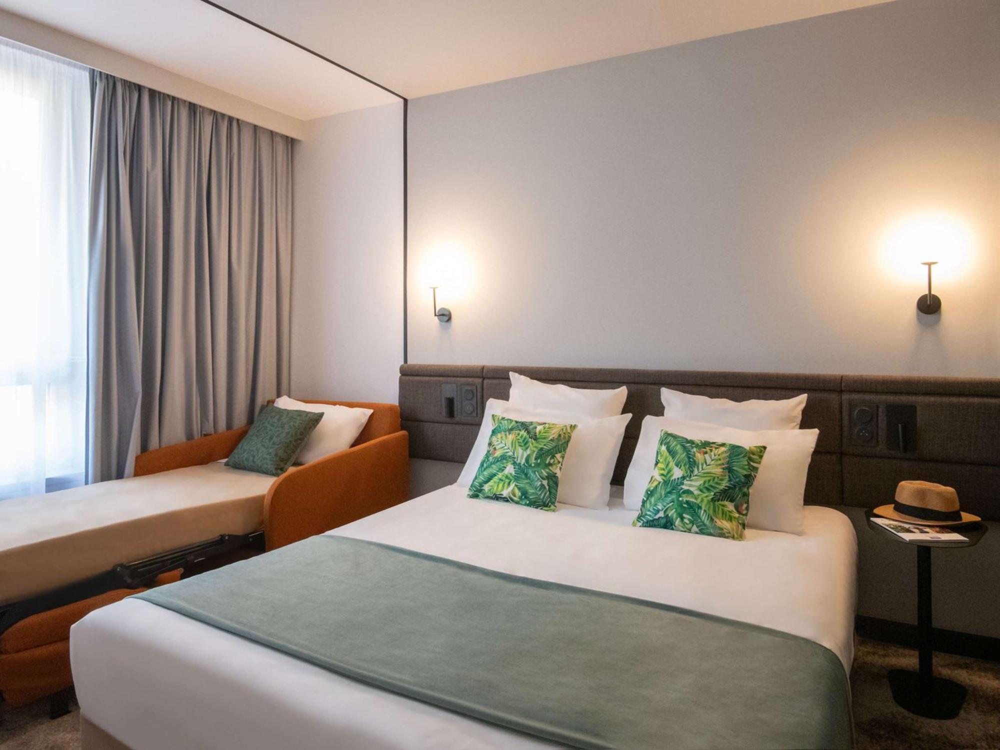 Novotel Nice Aeroport Cap 3000 Сен-Лоран-дю-Вар Экстерьер фото